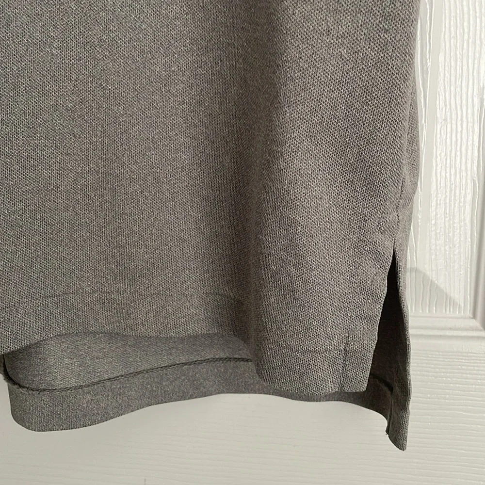 Polo Ralph Lauren performance men’s size XL gray‎ pique fabric polo shirt.